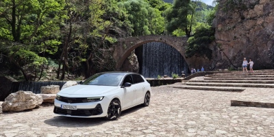 Με το Opel Astra GSe στο Μουζάκι Καρδίτσας