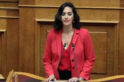 Νόνη Δούνια για Ζωή Κωνσταντοπούλου: «Είχα δεχθεί και εγώ σεξιστικές συμπεριφορές στη Βουλή»