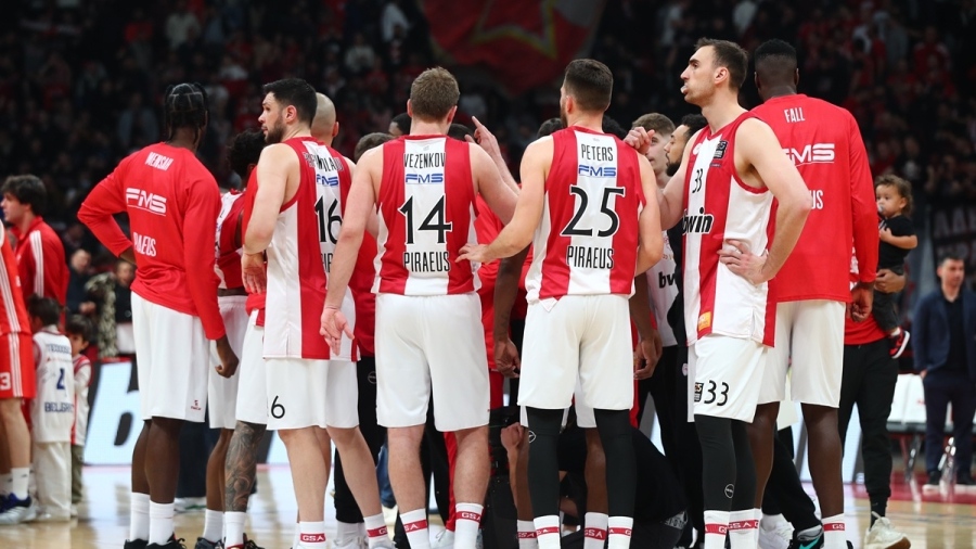 Κακό ξεκίνημα, «απών» Φουρνιέ και τρομερός Γκεντράιτις: Τα αίτια της ήττας του Ολυμπιακού στο ΣΕΦ!