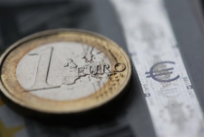 Αλλάζει ο τρόπος υπολογισμού των εισφορών για επαγγελματίες και αγρότες - «Κόφτης» στις υπέρμετρες αυξήσεις