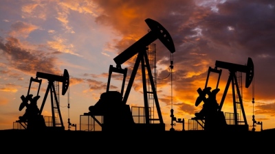 Εβδομαδιαίο ράλι στο πετρέλαιο, +6% το αμερικανικό αργό