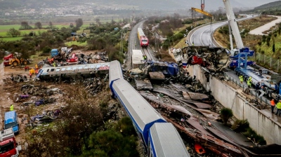 Τέμπη: Πρόταση για Προανακριτική καταθέτει η Καρυστιανού, ζητεί παραπομπή Μητσοτάκη, Καραμανλή - Υπέγραψαν 32 βουλευτές