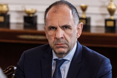 Ο Υπουργός Εξωτερικών Περιορισμένης Ευθύνης Γεραπετρίτης στοχοποιεί άλλους… για να αποφύγει το φιάσκο…